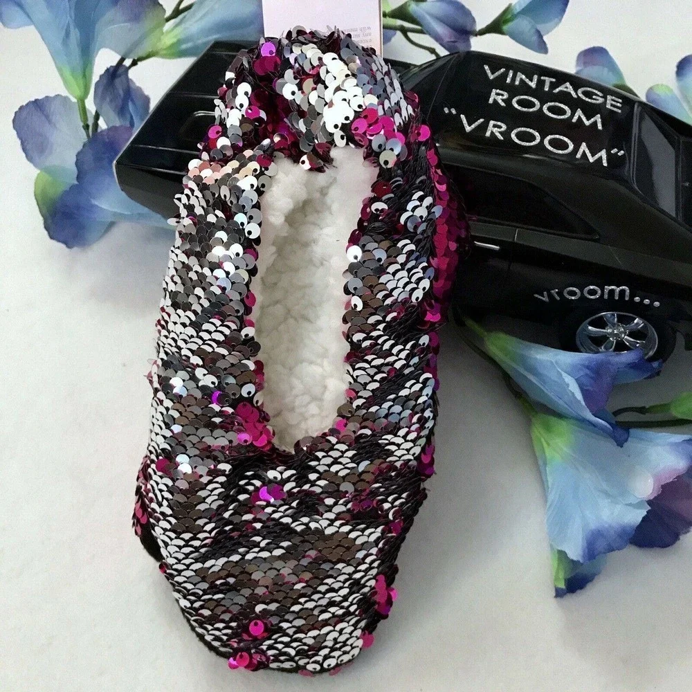 More than Magic NWT Sequins Slippers Girls M/L